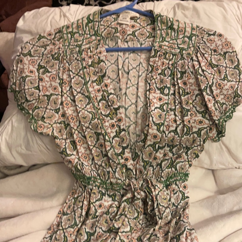 Super cute top new w/out tags